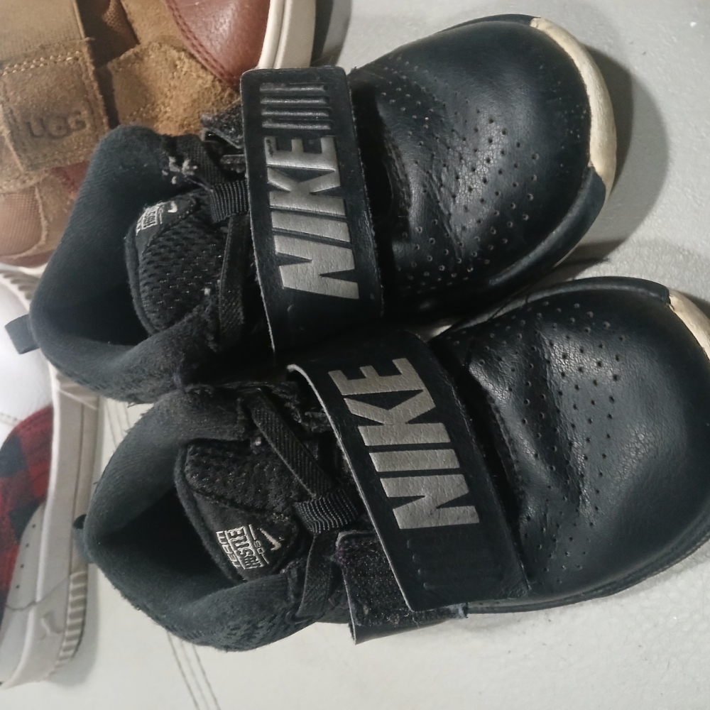 Nike Kids Black Shoes